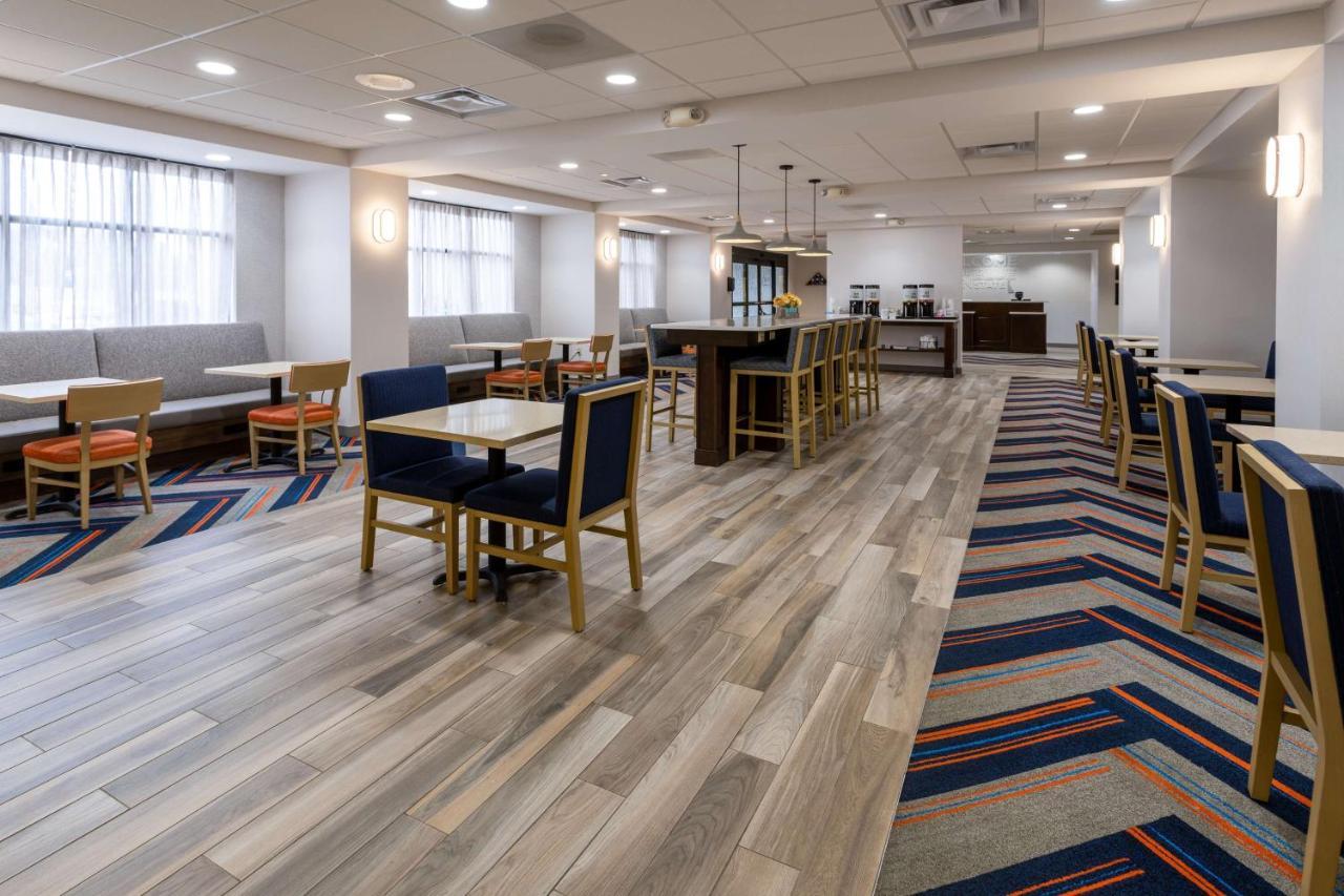 Hampton Inn Milford Εξωτερικό φωτογραφία